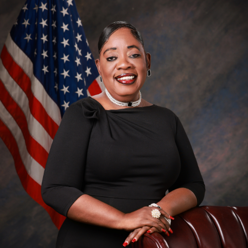 Angela Eady Headshot