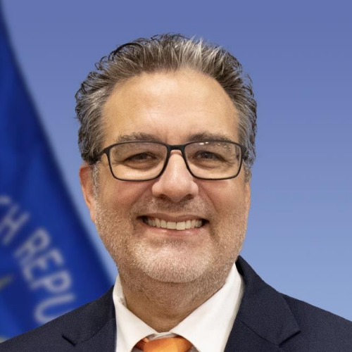 Samuel Kaufman Headshot